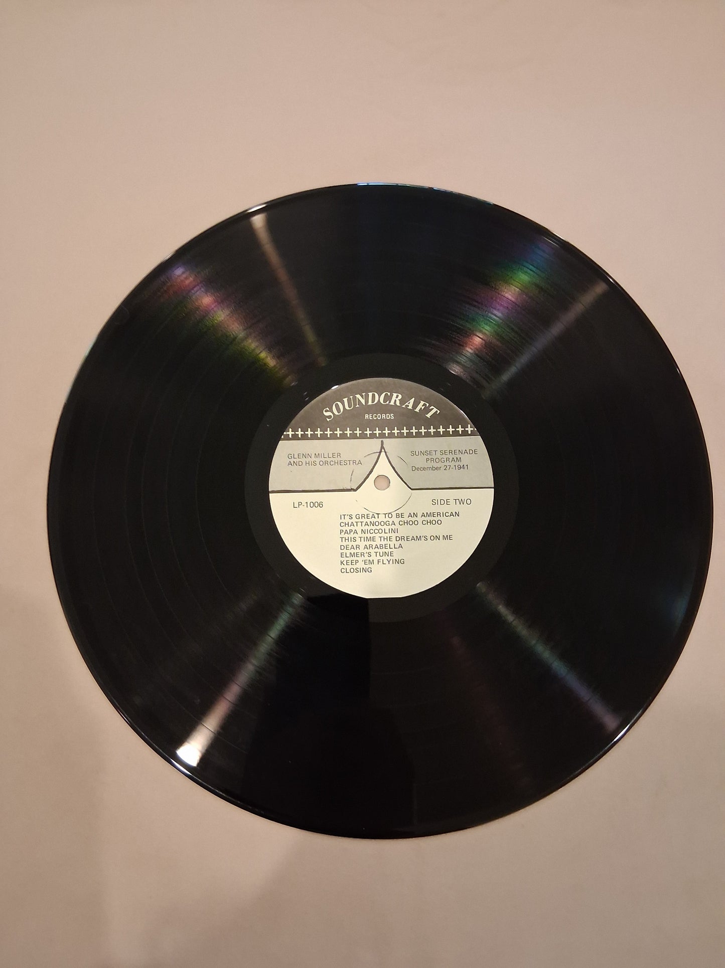 Glenn Miller And His Orchestra – Complete Sunset Serenade Program - Live From The Cafe Rouge - December 27, 1941