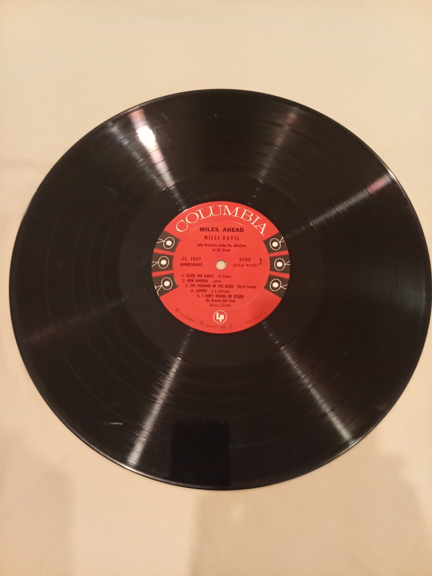 Miles Davis + 19 , Orchestra Under The Direction Of Gil Evans – Miles Ahead