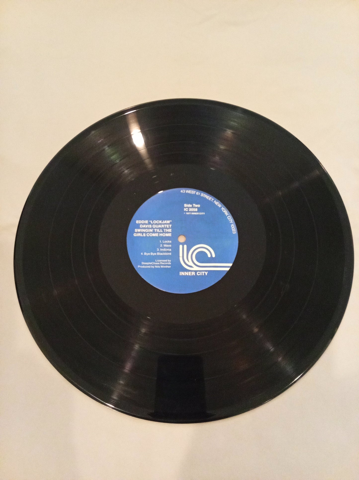 Eddie "Lockjaw" Davis Quartet* – Swingin' Till The Girls Come Home