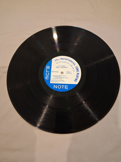 Eric Dolphy – Out To Lunch!