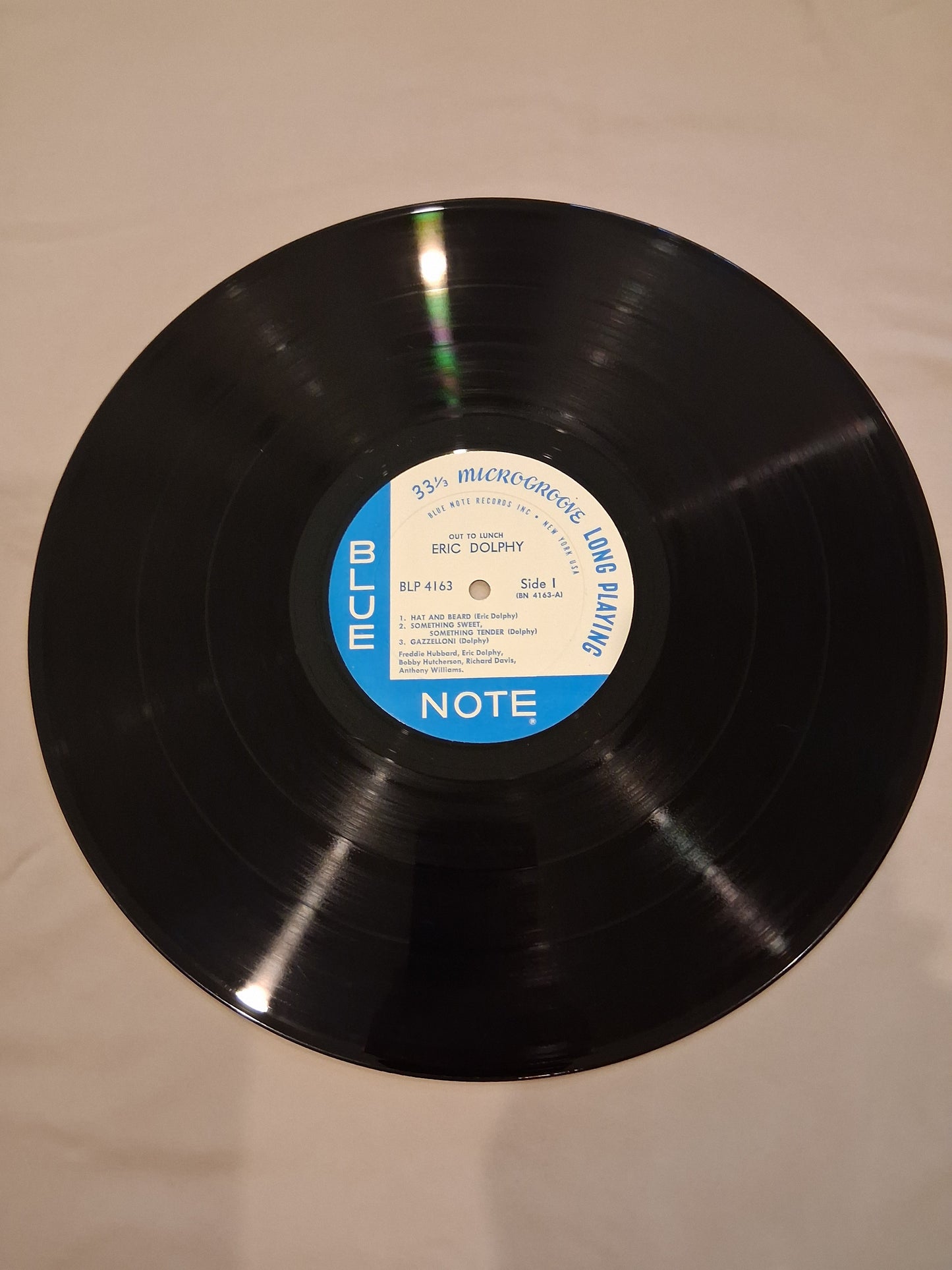 Eric Dolphy – Out To Lunch!