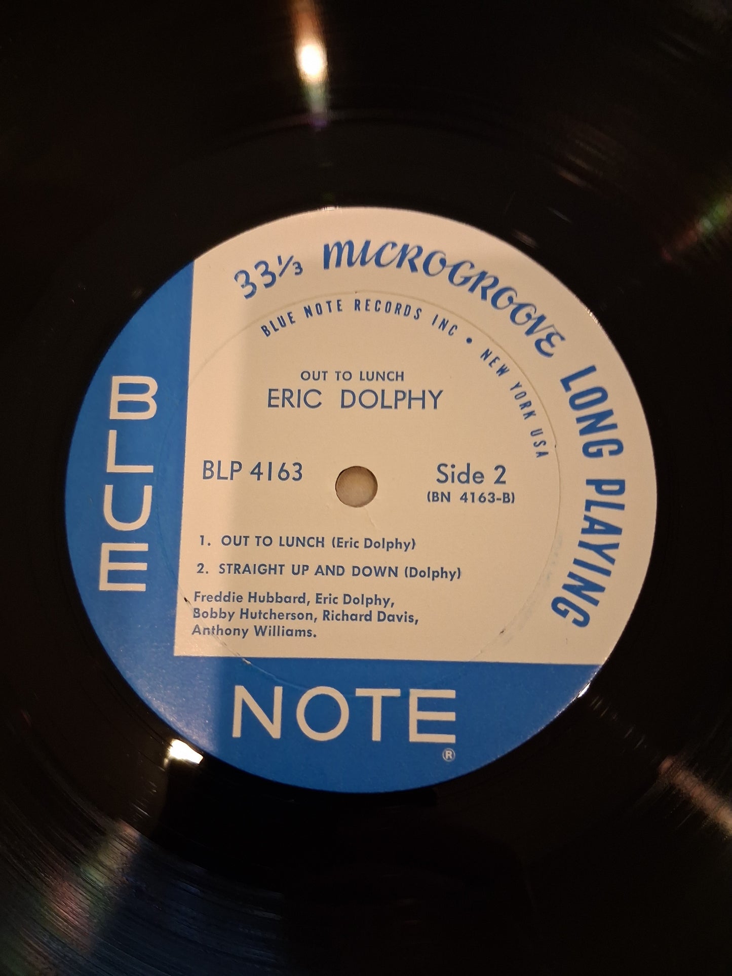 Eric Dolphy – Out To Lunch!