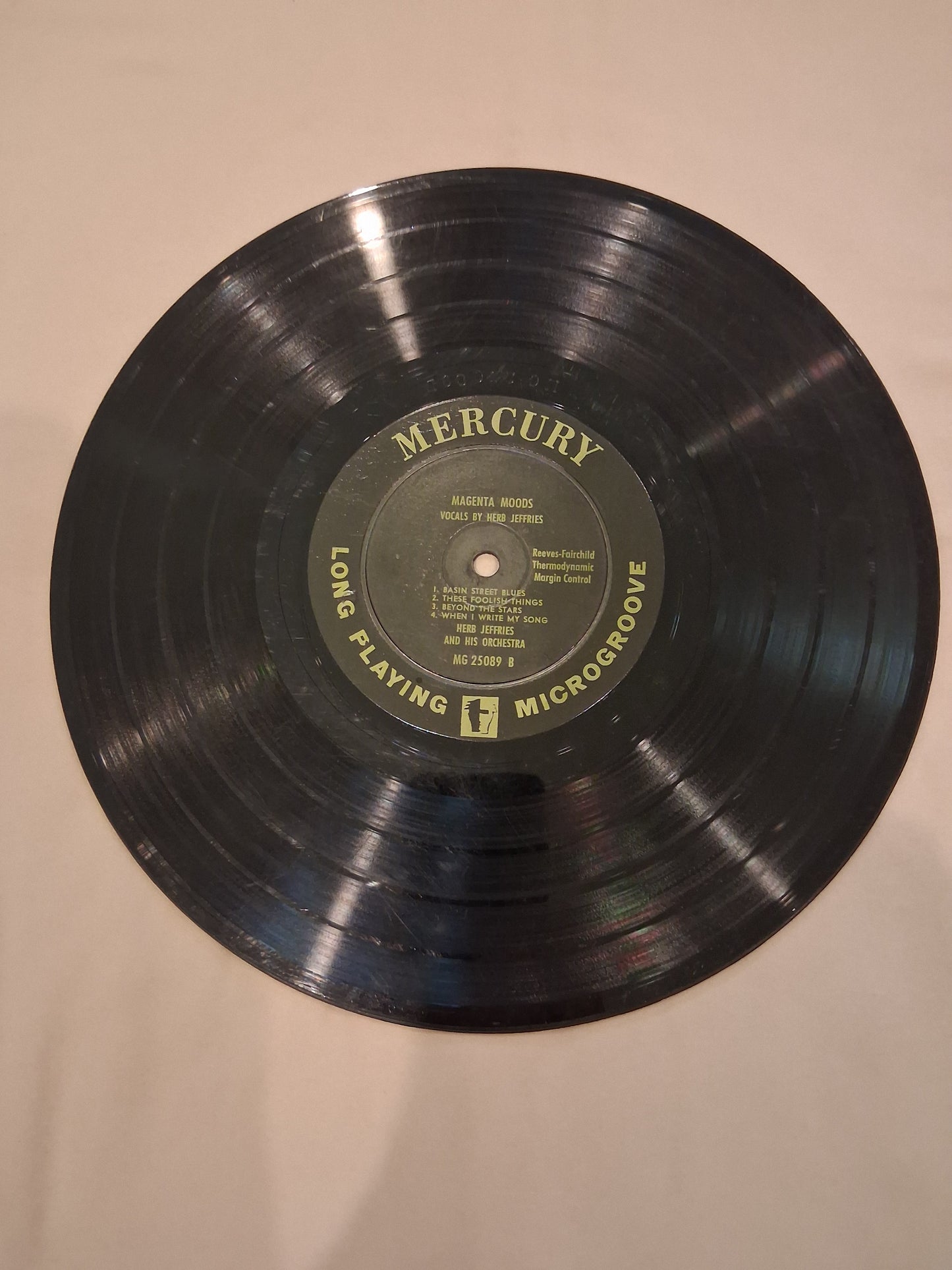 Herb Jeffries And His Orchestra – Magenta Moods