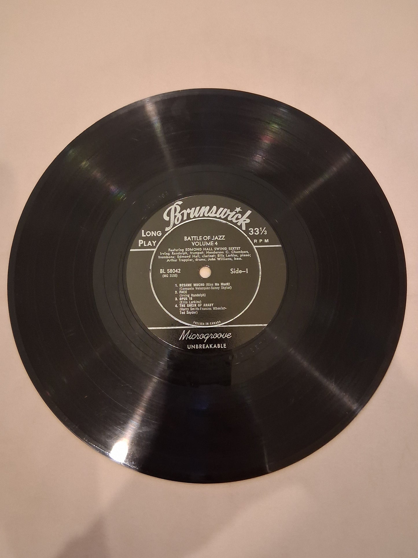 Edmond Hall Swing Sextet, Miff Mole And His Dixieland Orchestra – Battle Of Jazz Volume 4