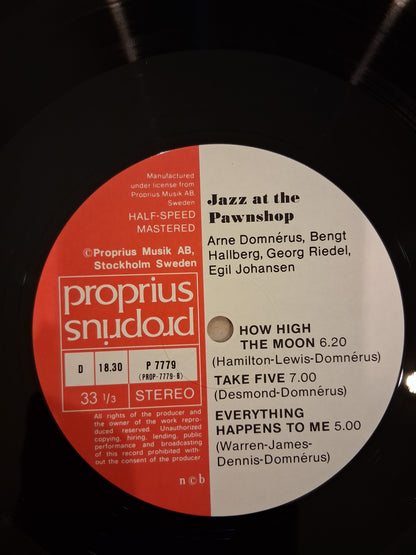 Arne Domnérus, Bengt Hallberg, Georg Riedel, Egil Johansen + Lars Erstrand – Jazz At The Pawnshop
