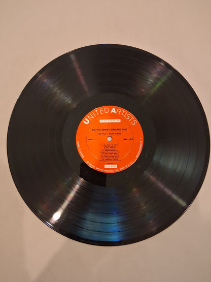 Pee Wee Erwin's Dixieland Eight – Oh Play That Thing!