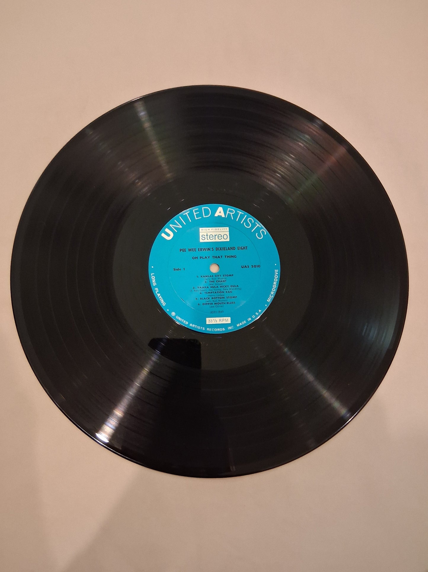 Pee Wee Erwin's Dixieland Eight – Oh Play That Thing!