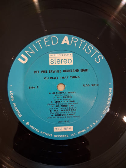 Pee Wee Erwin's Dixieland Eight – Oh Play That Thing!