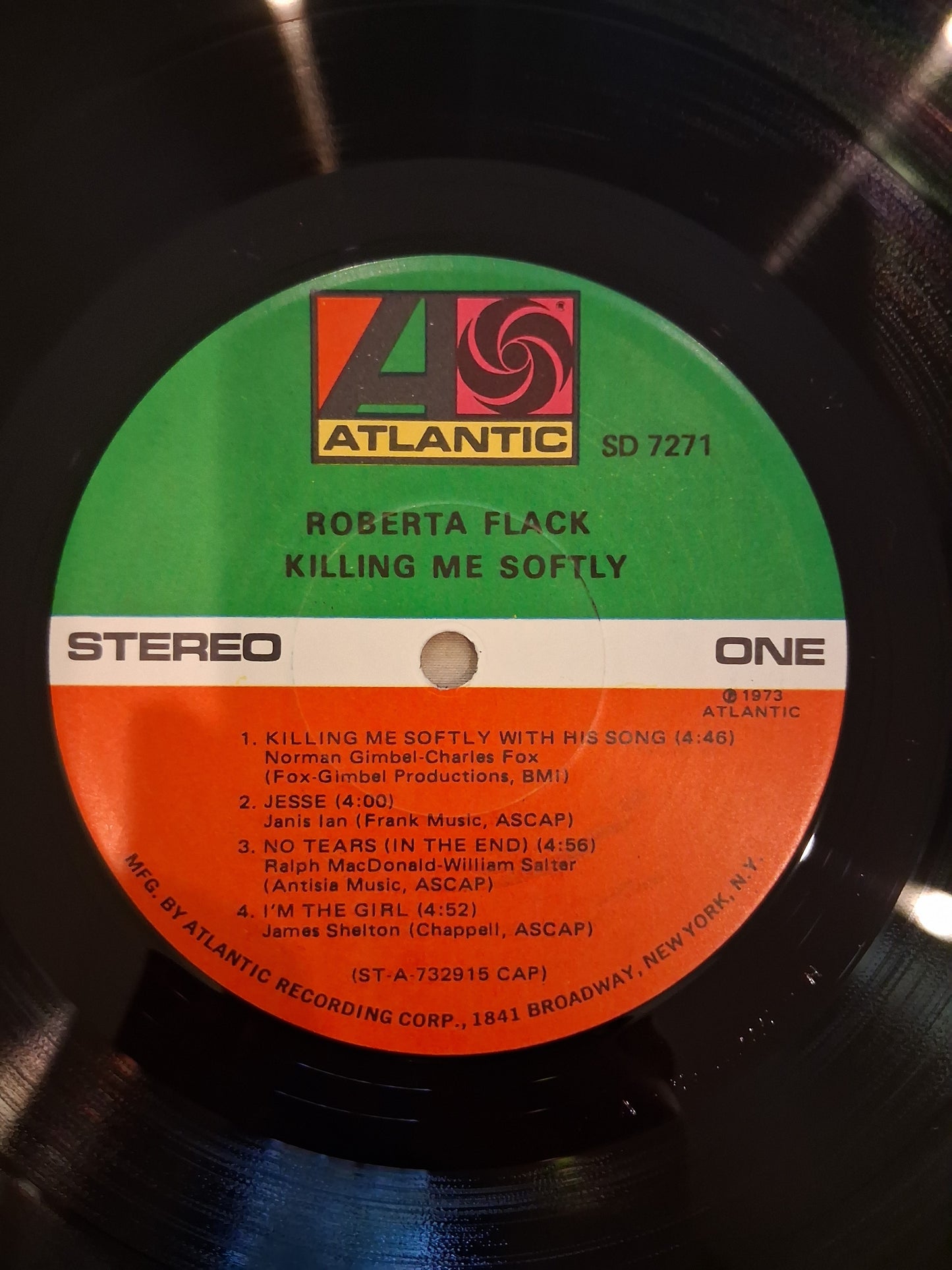 Roberta Flack – Killing Me Softly
