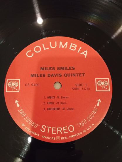 Miles Davis Quintet – Miles Smiles