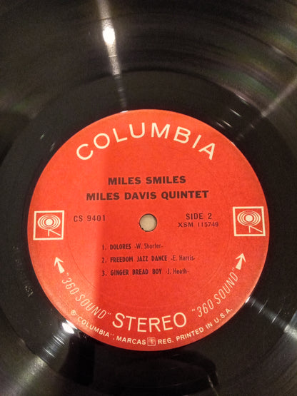 Miles Davis Quintet – Miles Smiles