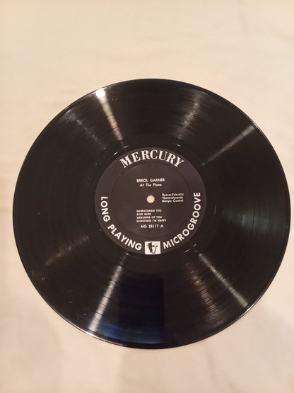 Errol Garner – At The Piano