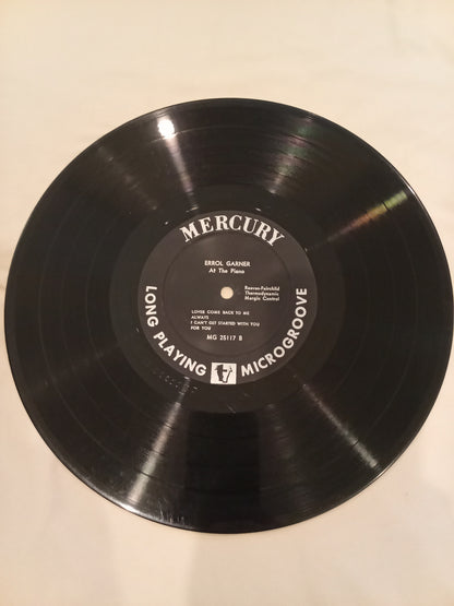 Errol Garner – At The Piano