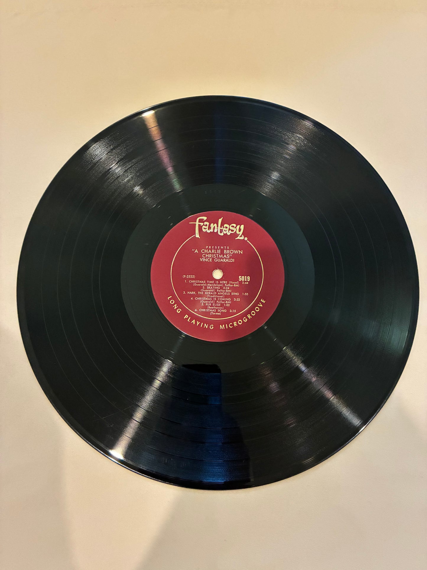 Vince Guaraldi – A Charlie Brown Christmas Featuring the Famous Peanuts Characters