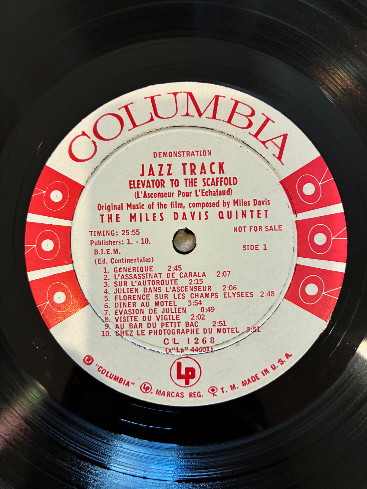 Miles Davis – Jazz Track